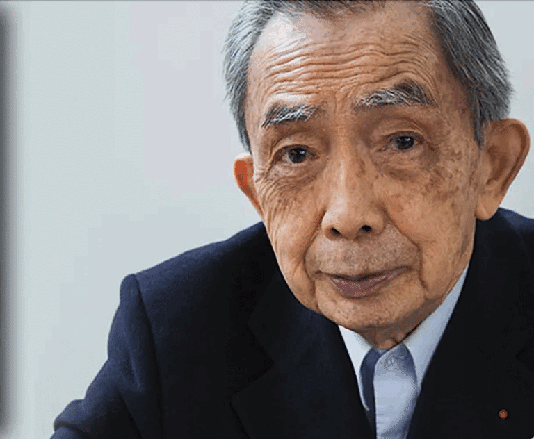 Photo gros plan de François Cheng