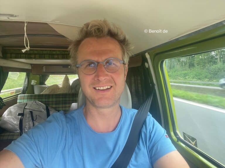 Benoit de Roubaix dans sa voiture